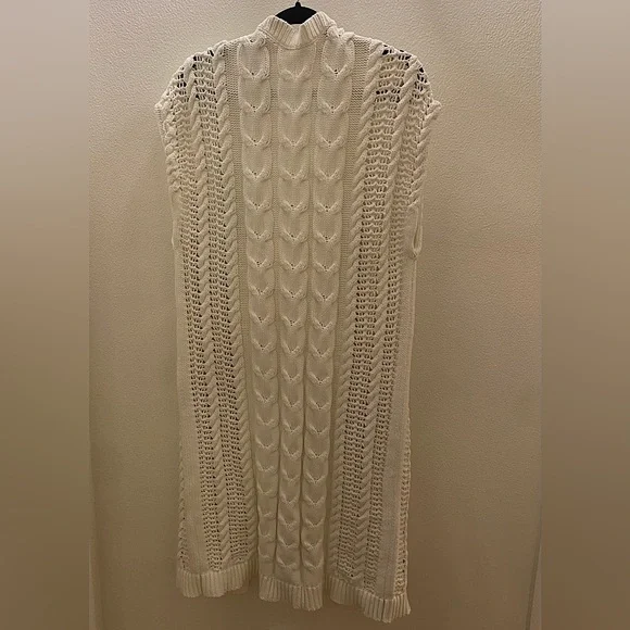 Alice + Olivia Ivory Jodi Cable-Knit Cardigan size L